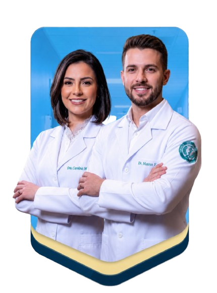 Médico em preparação para o exame Revalida e obtenção do CRM no Brasil
